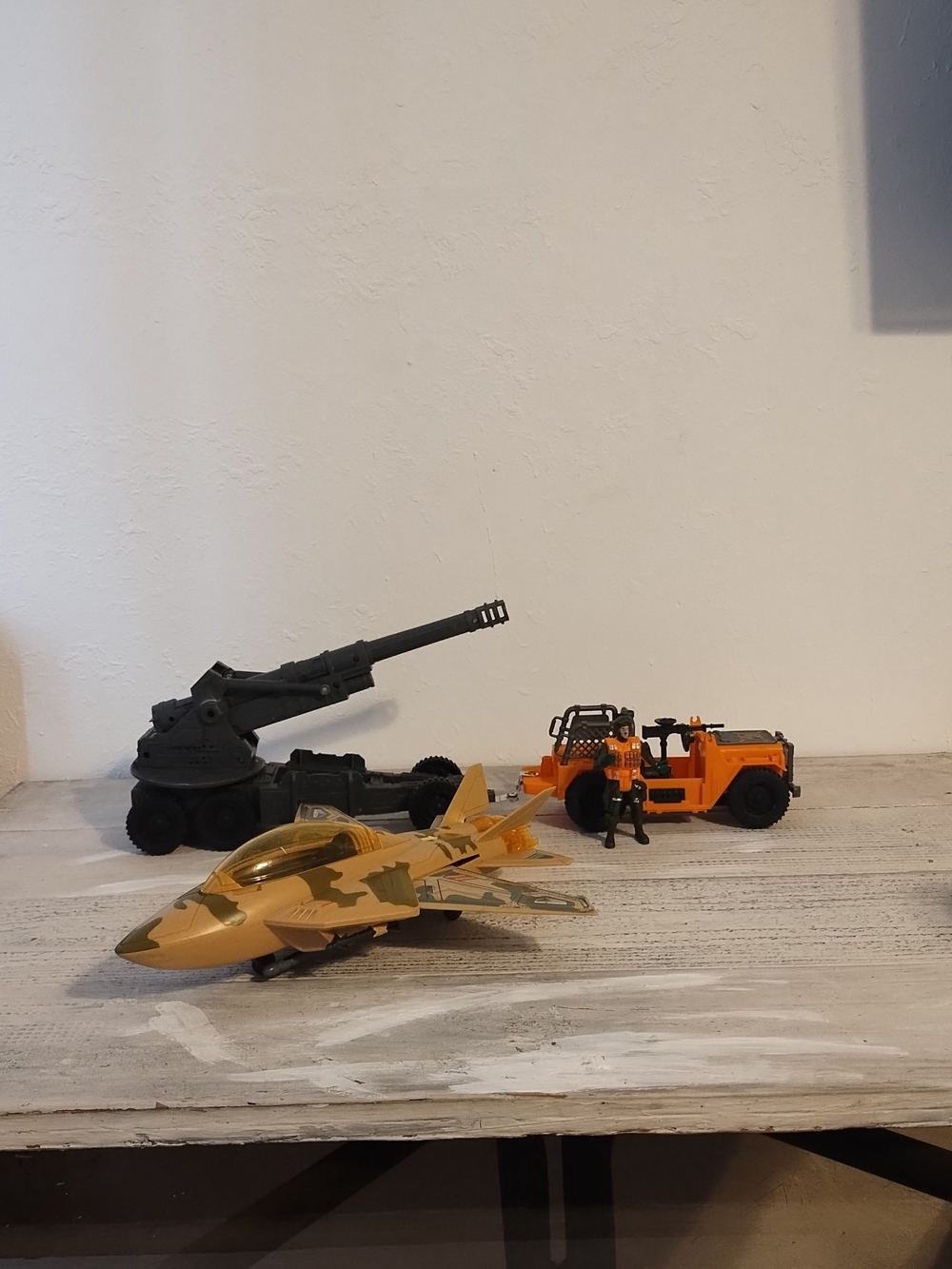 LANARD TOYS the  air command jet with light & soudds works different brands